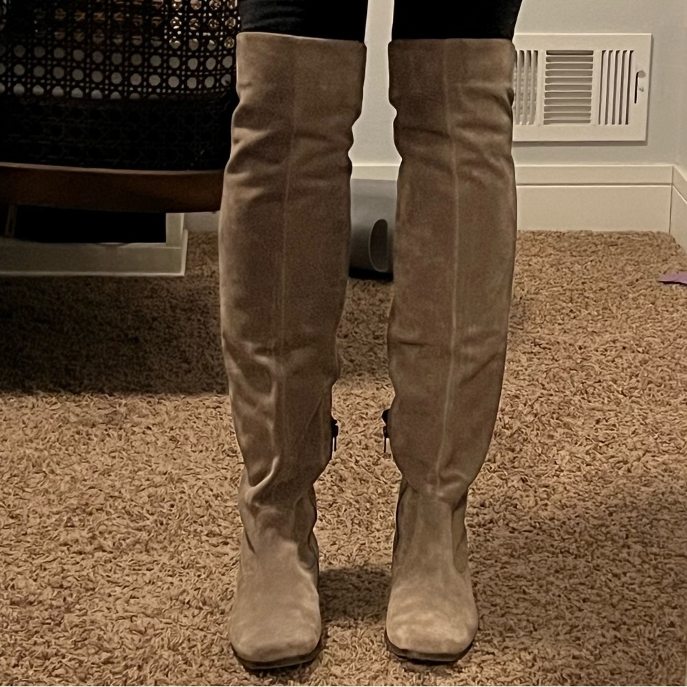 Paul Green suede boot size 10